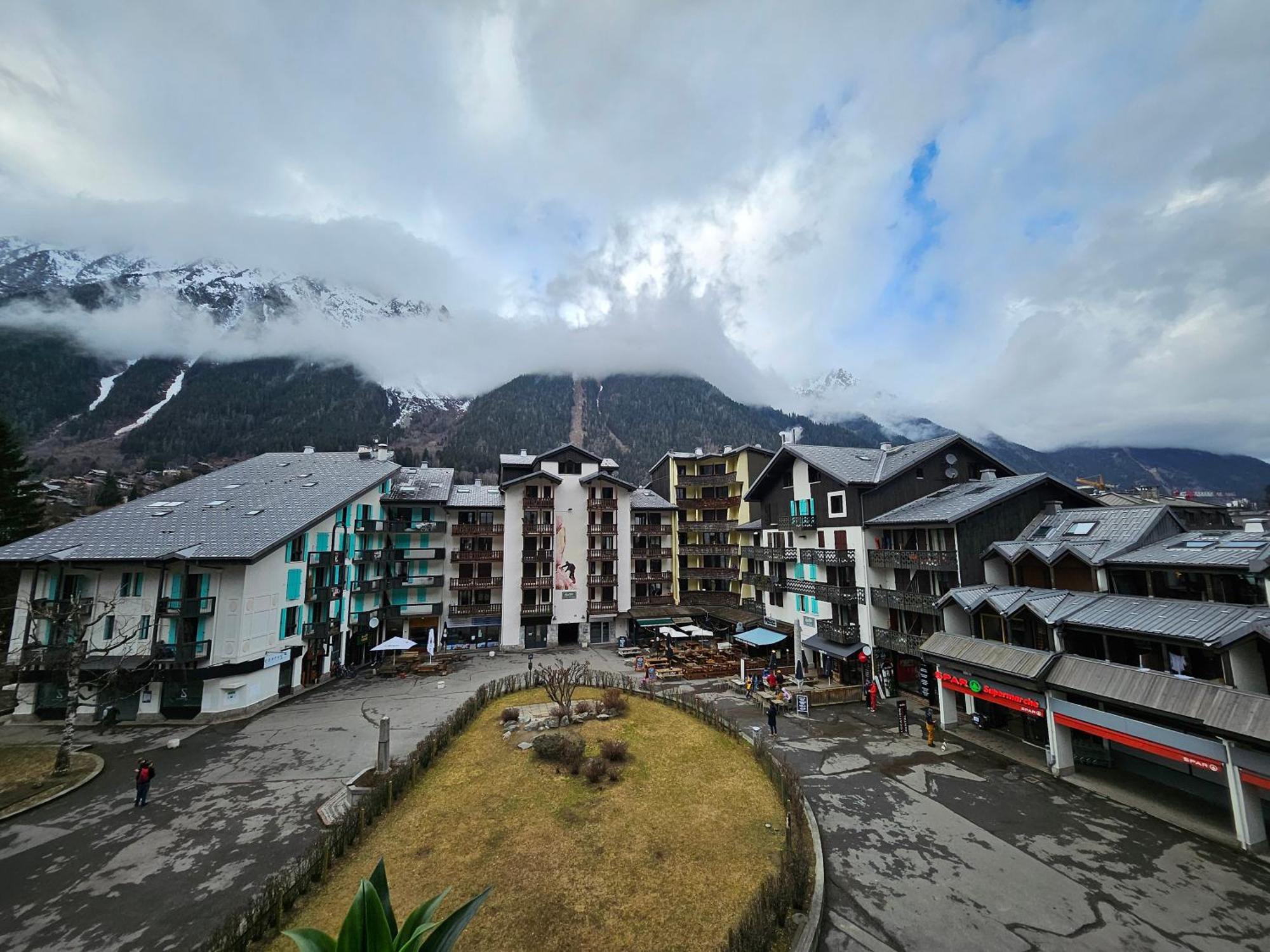Cozy Chamonix Ski Studio With Mountain Views Kültér fotó